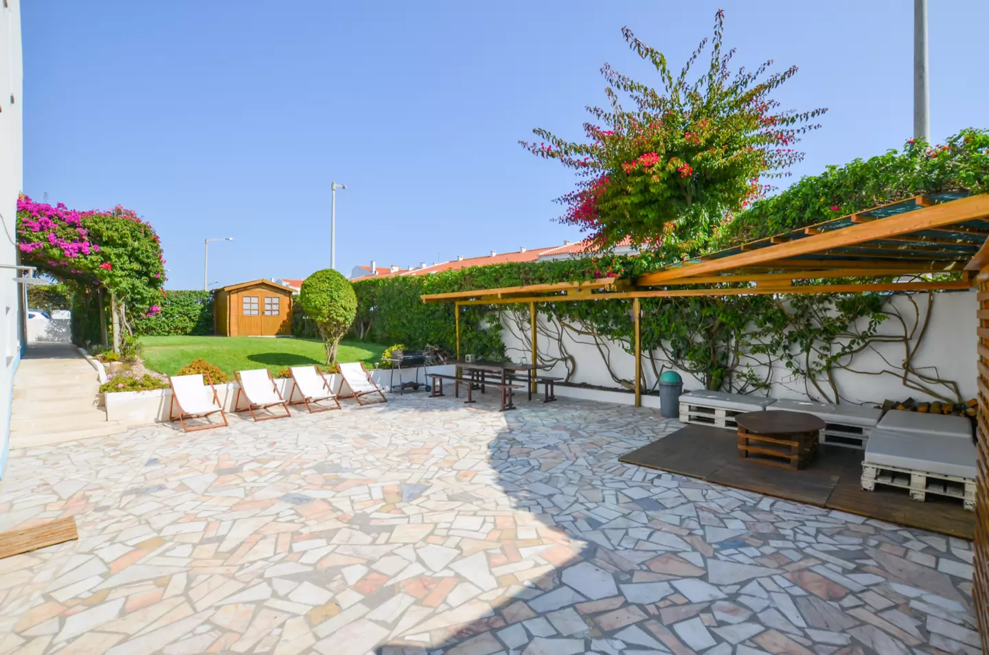 Surf camp facilities