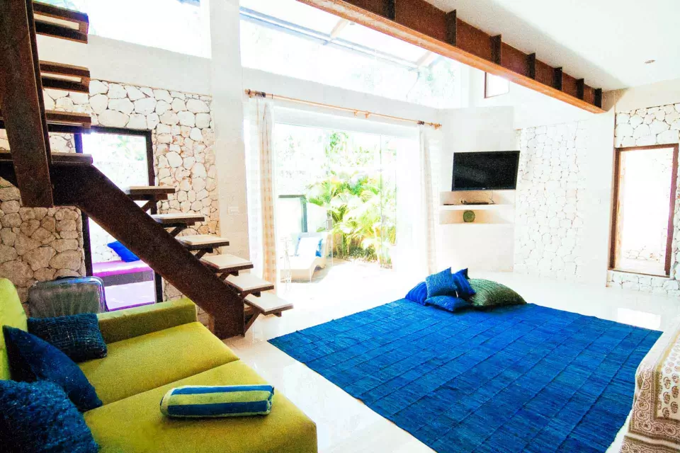 Padang Padang Surf Room