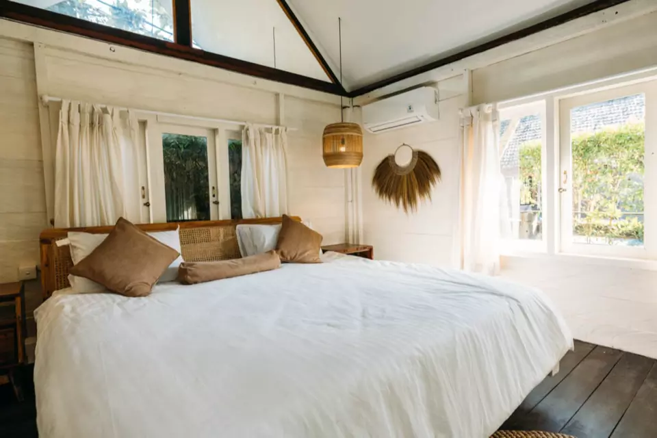 Private Surf Shak Padang