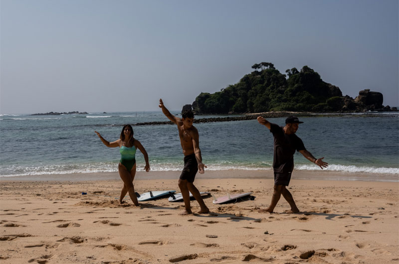 Ahangama Surf Training
