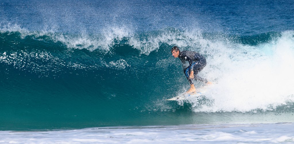 Barrel Surfing on Fuerteventura-1024x500