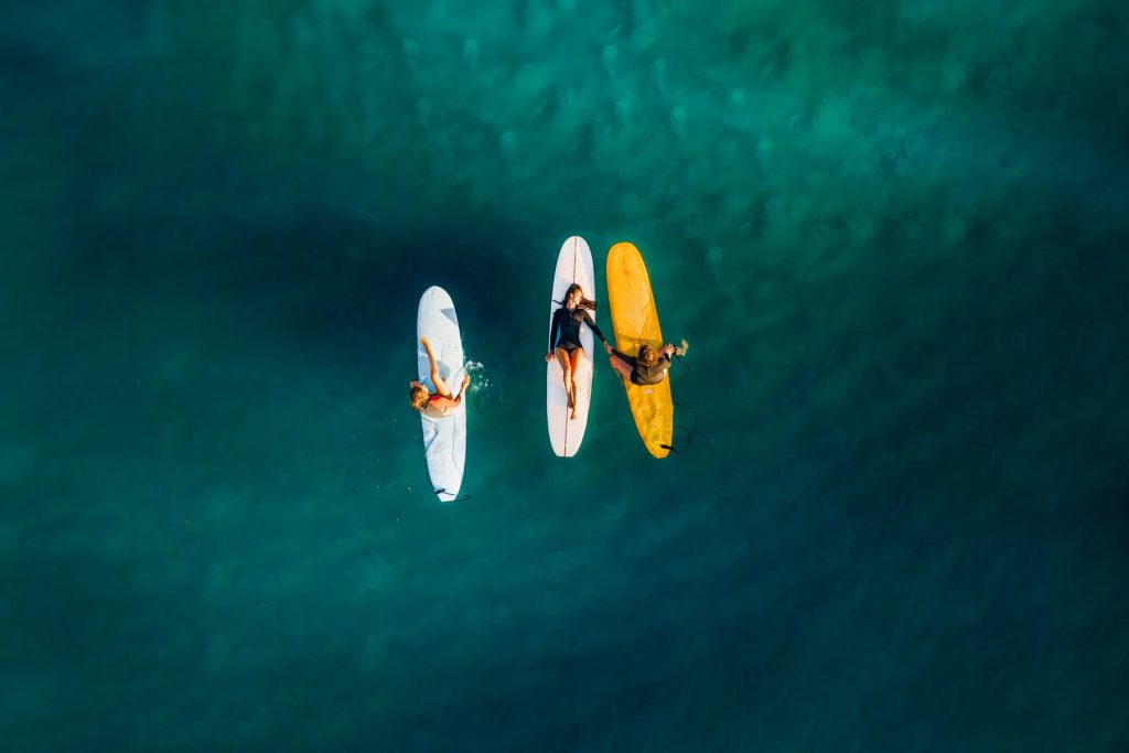 Pure_Puressurfcamps_surfcamp_surfschule_surfkurs_strand_meer_longboard-2500x1499-crop-default-0-0-2500-1500