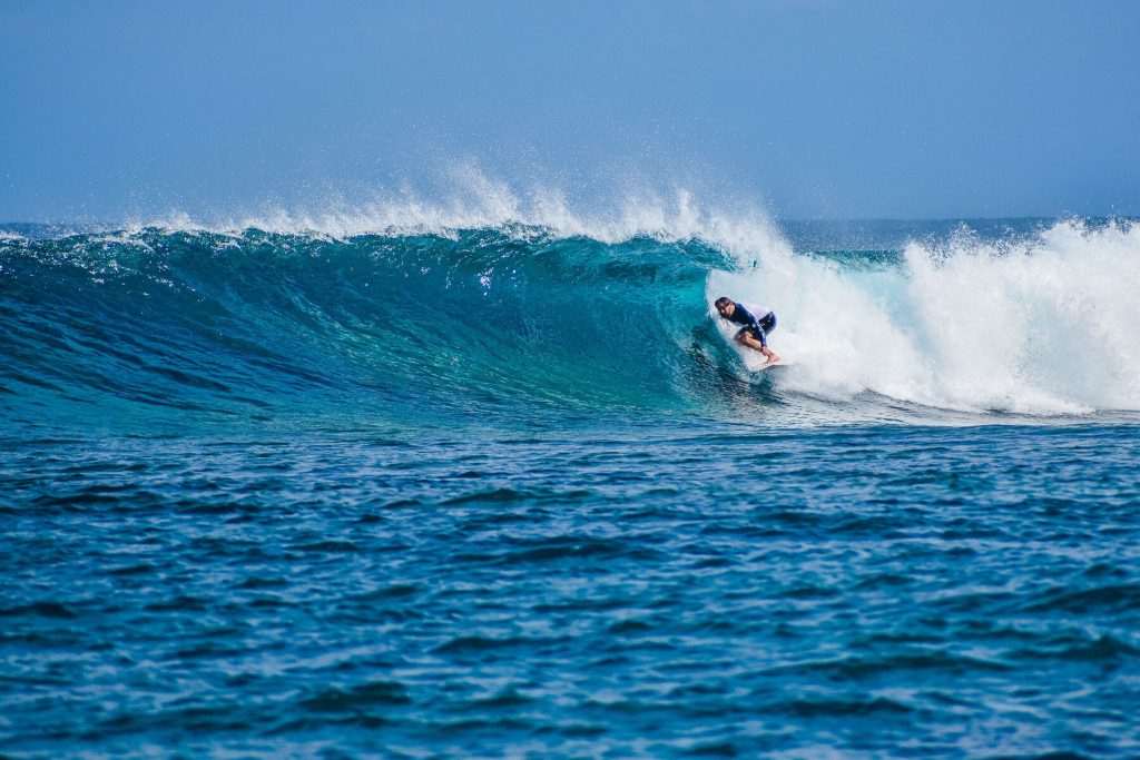 maldives-island-safari-maldives-surf-charter-1