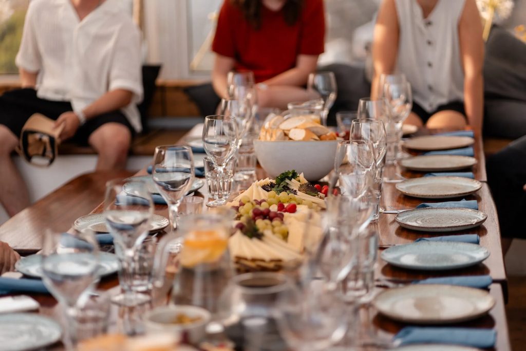 portugal-surflodge-portugal-wine-and-cheese