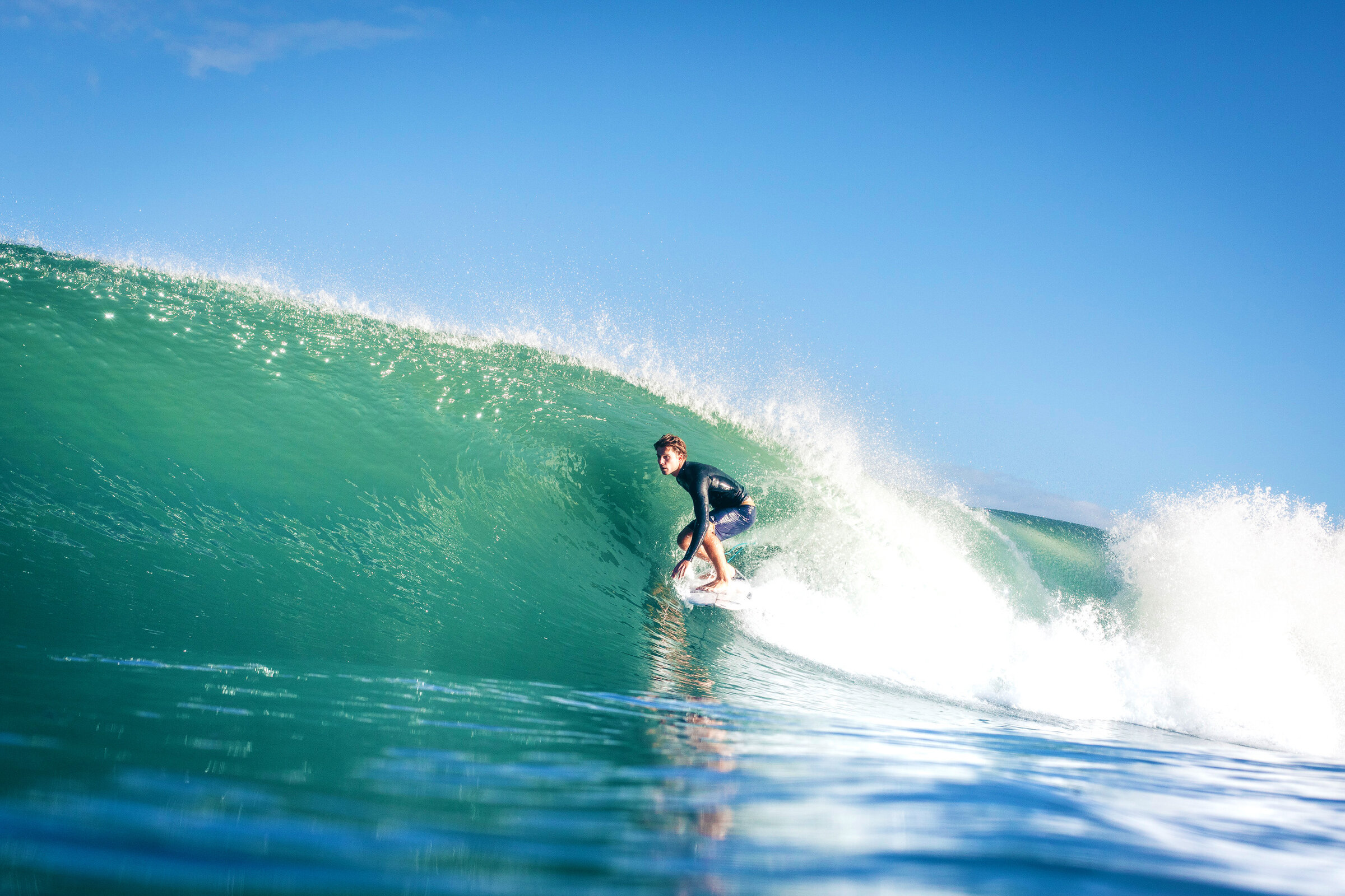 Qualified surf instructor jobs worldwide