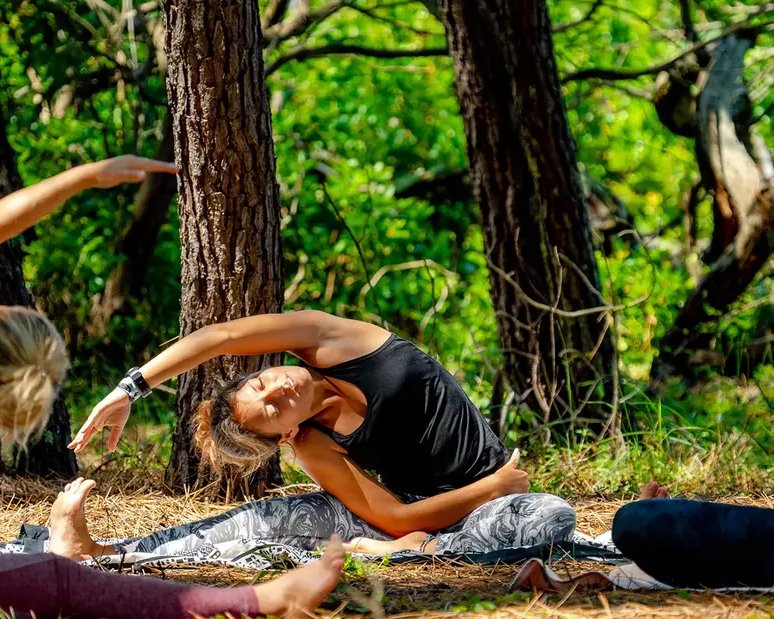 csm_puresurfcamps-st-girons-jugendreise-frankreich-programm-yoga_a022a78a71-5x4